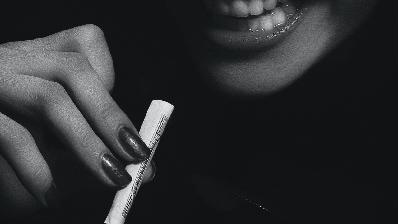 how to pray for someone with drug addiction image